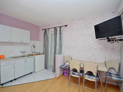 Ferienwohnung für 2 Personen (27 m²) in Tribunj 5/10