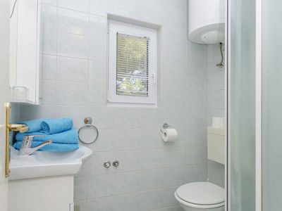 Ferienwohnung für 2 Personen (25 m²) in Tribunj 8/10