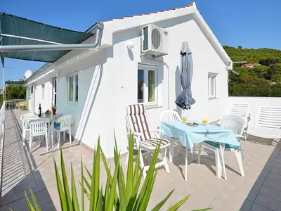 Ferienwohnung für 6 Personen (68 m²) in Tribunj 9/10