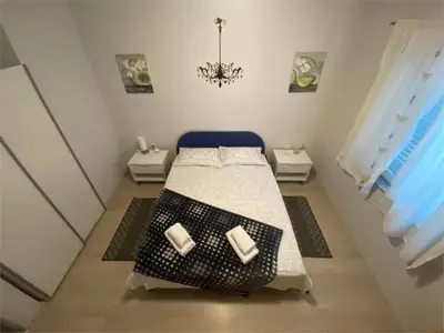 Ferienwohnung für 4 Personen (55 m²) in Tribunj 2/10