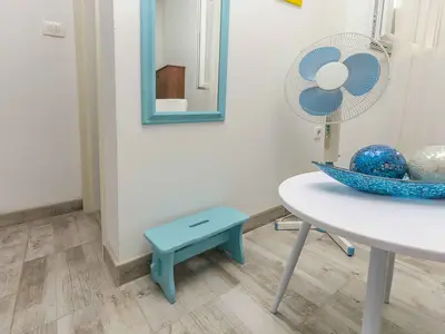 Ferienwohnung für 2 Personen (25 m²) in Tribunj 10/10