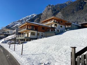 Ferienwohnung für 6 Personen (120 m²) in Trins