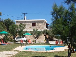 Ferienwohnung für 5 Personen (80 m²) in Triopetra