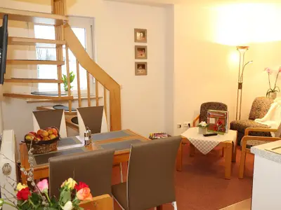 Fewo Dorfblick: Wohnraum mit Küche