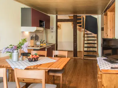 Fewo Kuh auf dem Reiterhof: Wohnraum mit Küche