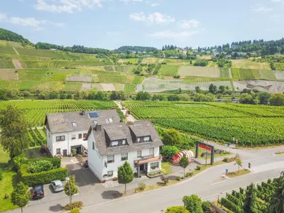 Außenseite Ferienhaus [Sommer]