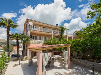Ferienwohnung für 3 Personen (40 m²) in Trogir 1/10