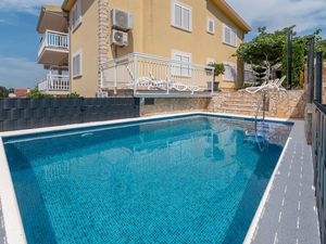Ferienwohnung für 6 Personen (120 m²) in Trogir