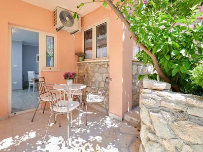 Ferienwohnung für 4 Personen (70 m²) in Trogir 1/10