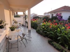 22946173-Ferienwohnung-3-Trogir-300x225-1