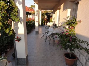 22946173-Ferienwohnung-3-Trogir-300x225-3