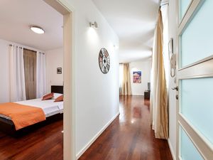 23201501-Ferienwohnung-3-Trogir-300x225-3