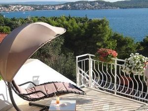 18353549-Ferienwohnung-4-Trogir-300x225-0