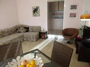 18353549-Ferienwohnung-4-Trogir-300x225-3