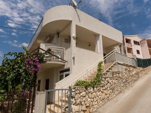 Ferienwohnung für 3 Personen (24 m²) in Trogir