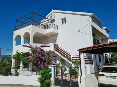 Ferienwohnung für 7 Personen in Trogir 1/10