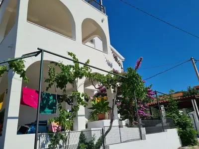 Ferienwohnung für 7 Personen in Trogir 2/10
