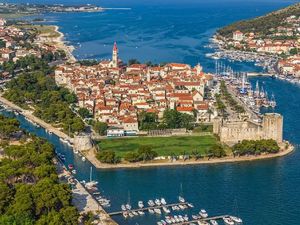 19285200-Ferienwohnung-0-Trogir-300x225-3