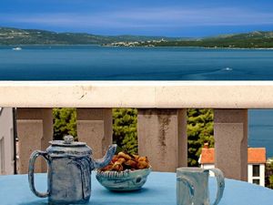 21748985-Ferienwohnung-2-Trogir-300x225-5