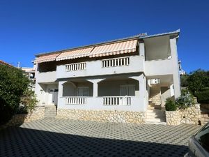 22406757-Ferienwohnung-4-Trogir-300x225-4