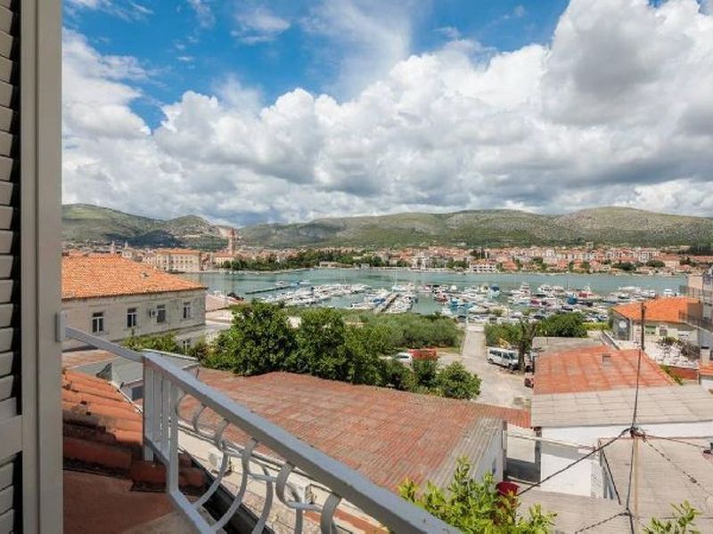 23309354-Ferienwohnung-4-Trogir-800x600-0