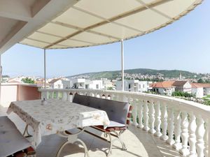 23846730-Ferienwohnung-6-Trogir-300x225-3