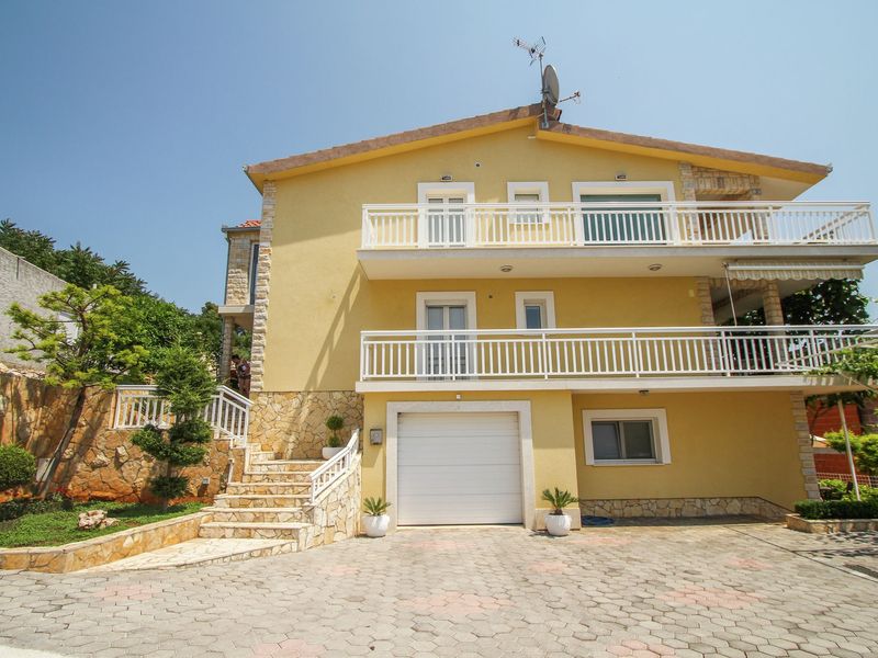 23459516-Ferienwohnung-6-Trogir-800x600-1