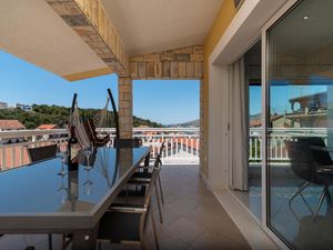 23459516-Ferienwohnung-6-Trogir-300x225-2