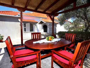 Ferienwohnung für 4 Personen (33 m²) in Trogir