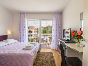 Ferienwohnung für 3 Personen (32 m²) in Trogir