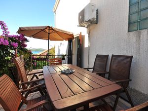 Ferienwohnung für 6 Personen (90 m²) in Trogir