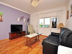 23940428-Ferienwohnung-6-Trogir-300x225-5