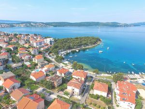 23940515-Ferienwohnung-5-Trogir-300x225-4