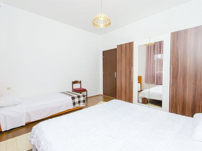 23942110-Ferienwohnung-6-Trogir-800x600-2