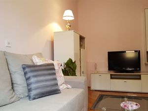 23943021-Ferienwohnung-4-Trogir-300x225-2