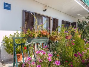 23943026-Ferienwohnung-6-Trogir-300x225-4