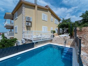 Ferienwohnung für 6 Personen (130 m²) in Trogir