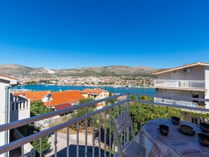 Ferienwohnung für 5 Personen (105 m²) in Trogir