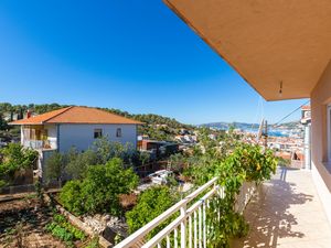 23725821-Ferienwohnung-5-Trogir-300x225-4