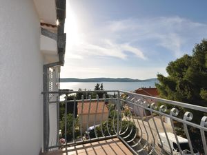 23725954-Ferienwohnung-4-Trogir-300x225-4