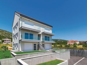 Ferienwohnung für 3 Personen (53 m²) in Trogir