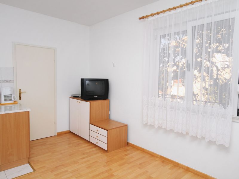 18323438-Ferienwohnung-4-Trogir-800x600-2