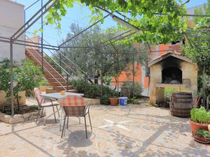 Ferienwohnung für 2 Personen (25 m²) in Trogir