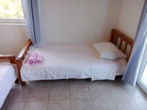 18956509-Ferienwohnung-9-Trogir-300x225-5