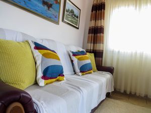 19050732-Ferienwohnung-4-Trogir-300x225-3