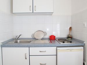 19385635-Ferienwohnung-2-Trogir-300x225-2