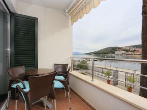 Ferienwohnung für 6 Personen (48 m²) in Trogir