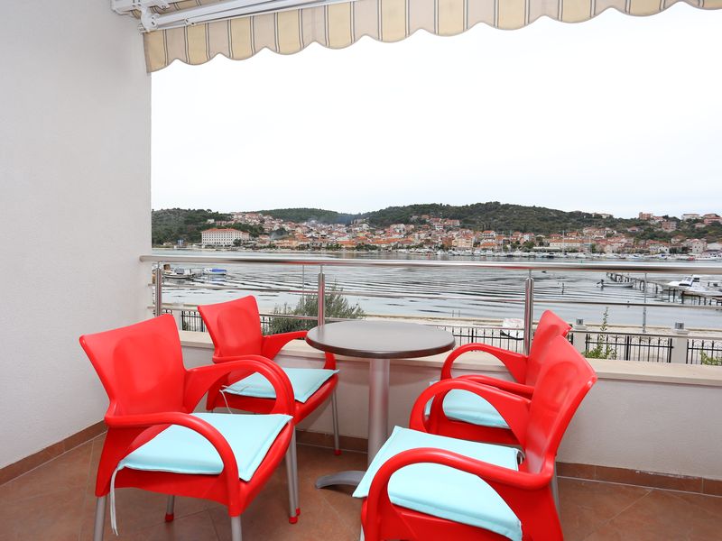 21666393-Ferienwohnung-4-Trogir-800x600-0