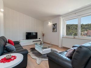 23680221-Ferienwohnung-6-Trogir-300x225-1