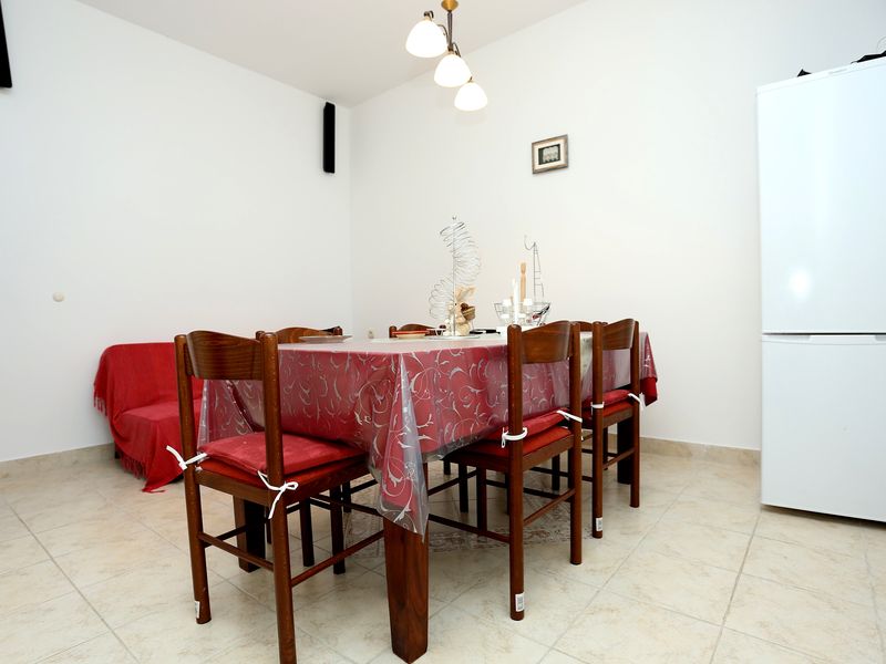 23931026-Ferienwohnung-6-Trogir-800x600-2